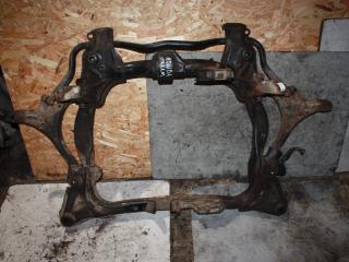 балка подвески передняя (подрамник) Honda Stream 1 поколение 2003, бензин