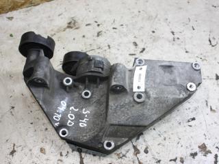 кронштейн компрессора кондиционера Volvo S40 2 поколение [рестайлинг] 2010, 2.0 л., дизель, 7G9Q10K018AA
