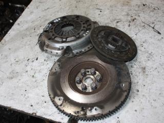 комплект сцепления Nissan Micra 3 поколение (K12) 2007, 1.2 л., бензин