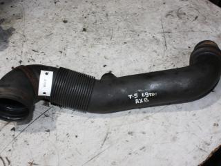 патрубок (трубопровод, шланг) Volkswagen Transporter T5 2007, 1.9 л., дизель, 7H0129615