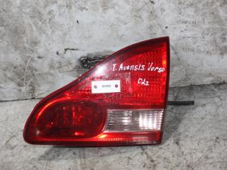 фонарь крышки багажника правый Toyota Avensis Verso 1 поколение [рестайлинг] 2003