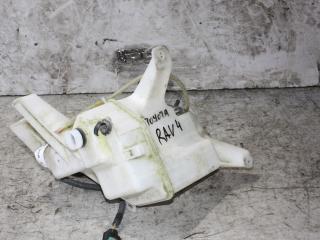 бачок омывателя Toyota RAV4 3 поколение (XA30) (2005 - 2008), 2.2 л., дизель, 060851217