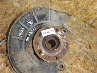 кулак поворотный правый Volkswagen Caddy 3 поколение 2006