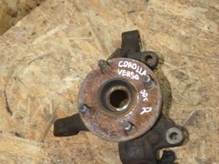 кулак поворотный правый Toyota Corolla Verso 1 поколение (2001 - 2004), 2.0 л., дизель