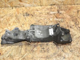 кронштейн генератора Volkswagen Golf 4 поколение (1997 - 2006), 1.9 л., дизель, R045903143