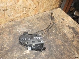 замок двери задней правой Mazda 3 1 поколение [рестайлинг] 2006, 1.6 л., бензин