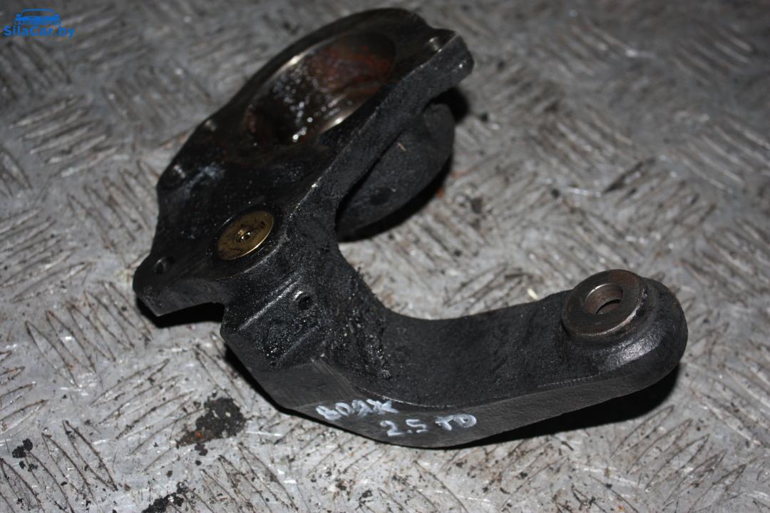 кронштейн генератора Chrysler Voyager 3 поколение 1995, 2.5 л., дизель - фото №1