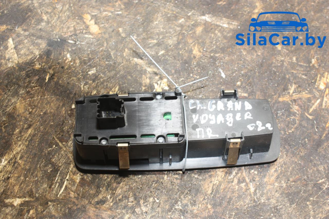 кнопка стеклоподъемника двери Chrysler Voyager 5 поколение (2007 - 2011), 68029178AA - фото №1