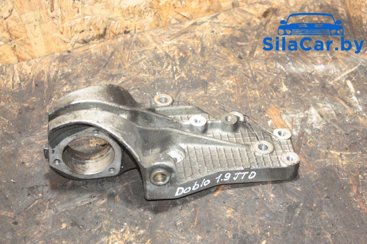 кронштейн полуоси Fiat Doblo 1 поколение 2005, 1.9 л., JTD, дизель, 46437240 - фото №1