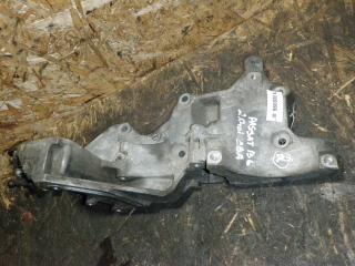 кронштейн генератора Volkswagen Passat B6 2006, 2.0 л., дизель, АКПП, 03L903139D