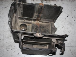 кожух аккумулятора Mazda 3 BK 2005, 2.0 л., бензин