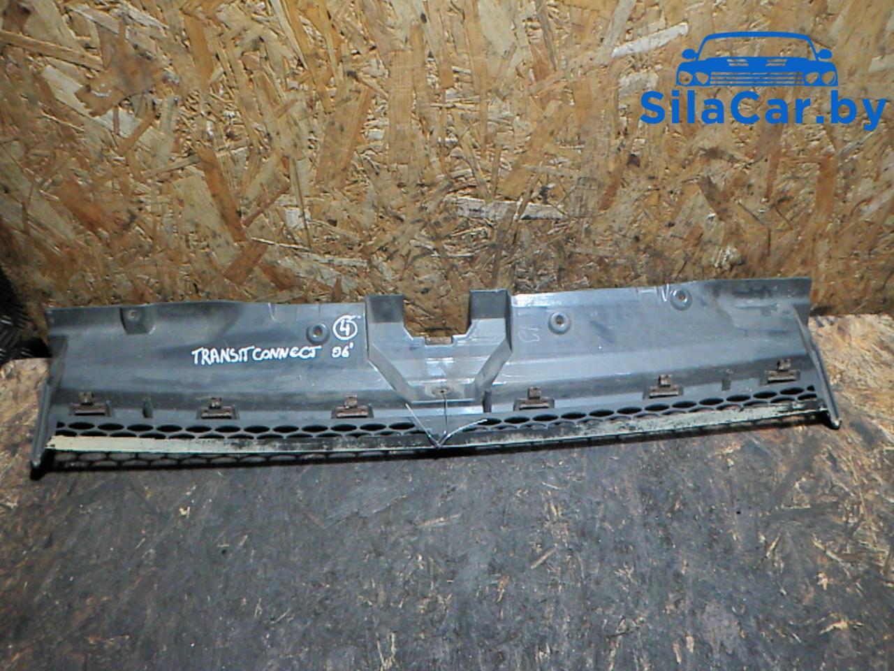 решетка радиатора Ford Transit Connect 1 поколение 2008, 1.8 л., дизель, 3T168350AB - фото №1