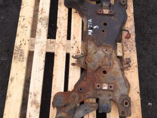 балка подвески передняя (подрамник) Mazda 3 BK 2003, 2.0 л., бензин