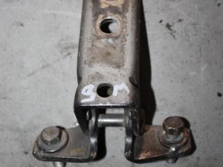 петля двери Mitsubishi Outlander 1 поколение 2004, 2.0 л., бензин