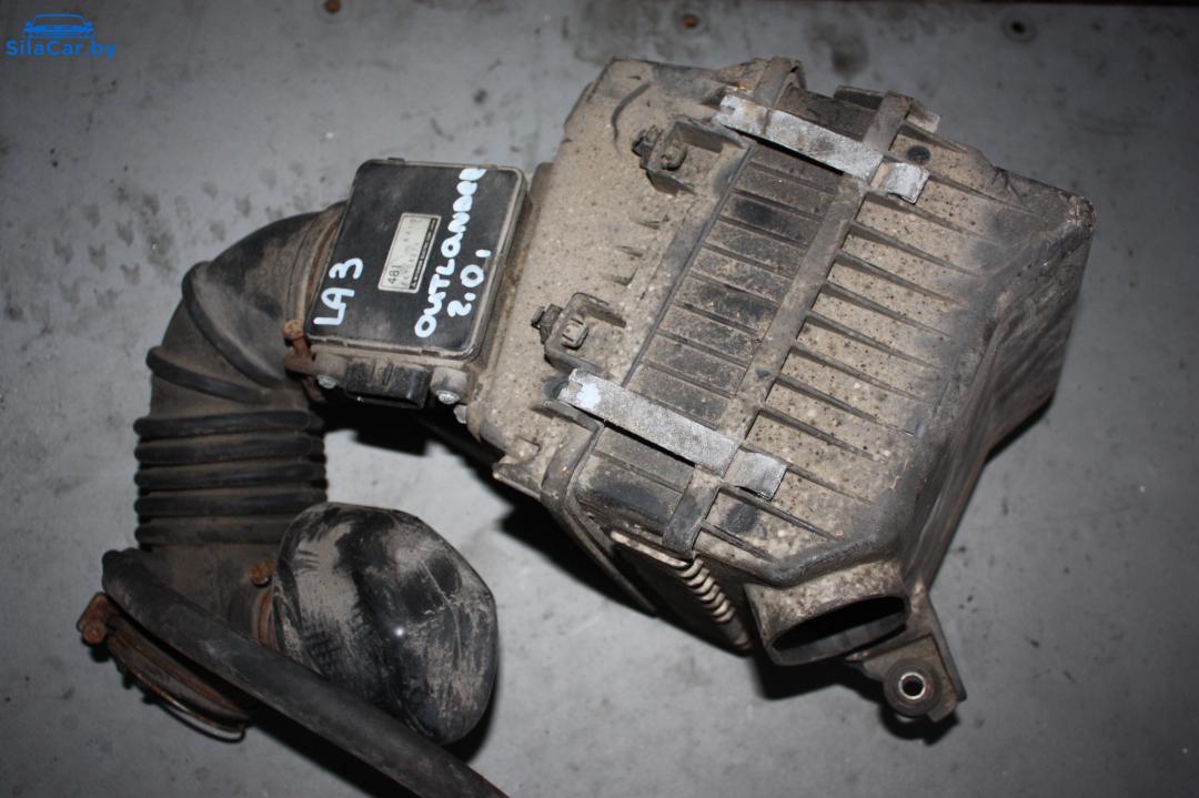 корпус воздушного фильтра Mitsubishi Outlander 1 поколение 2004, 2.0 л., бензин - фото №1