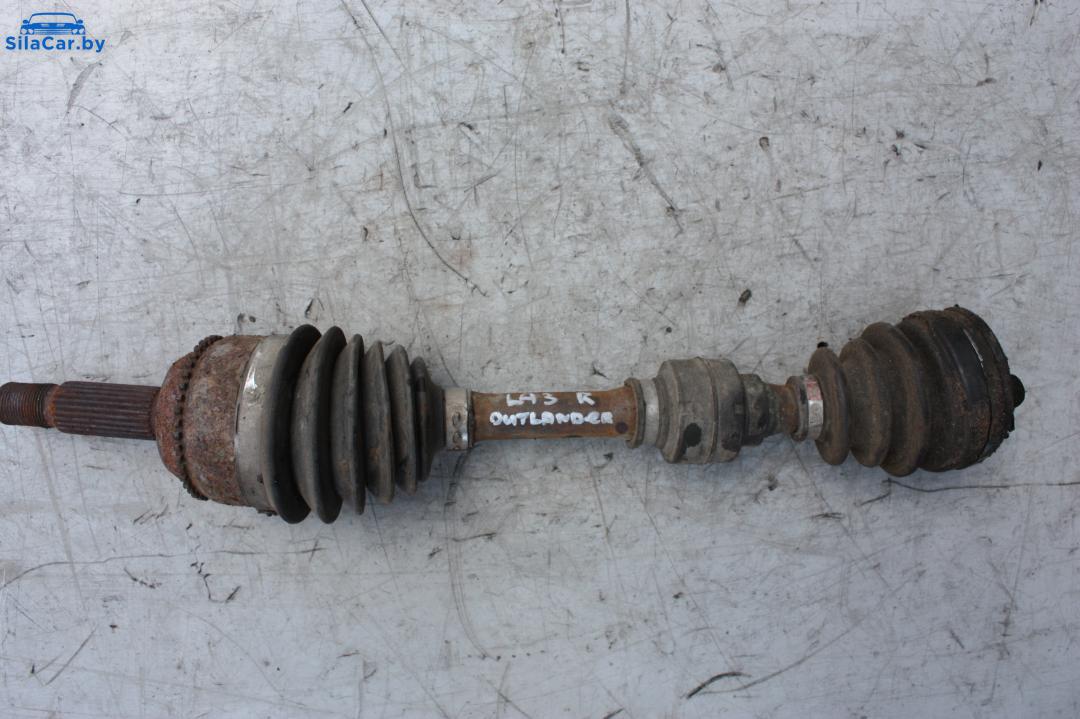 полуось передняя правая (приводной вал, ШРУС) Mitsubishi Outlander 1 поколение 2003, 2.0 л., бензин, МКПП - фото №1