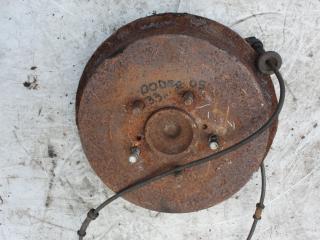 кулак задний левый Chrysler Grand Voyager 4 поколение 2001, 3.3 л., бензин