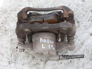 суппорт передний левый Fiat Doblo 1 поколение [рестайлинг] 2005, 1.9 л., дизель