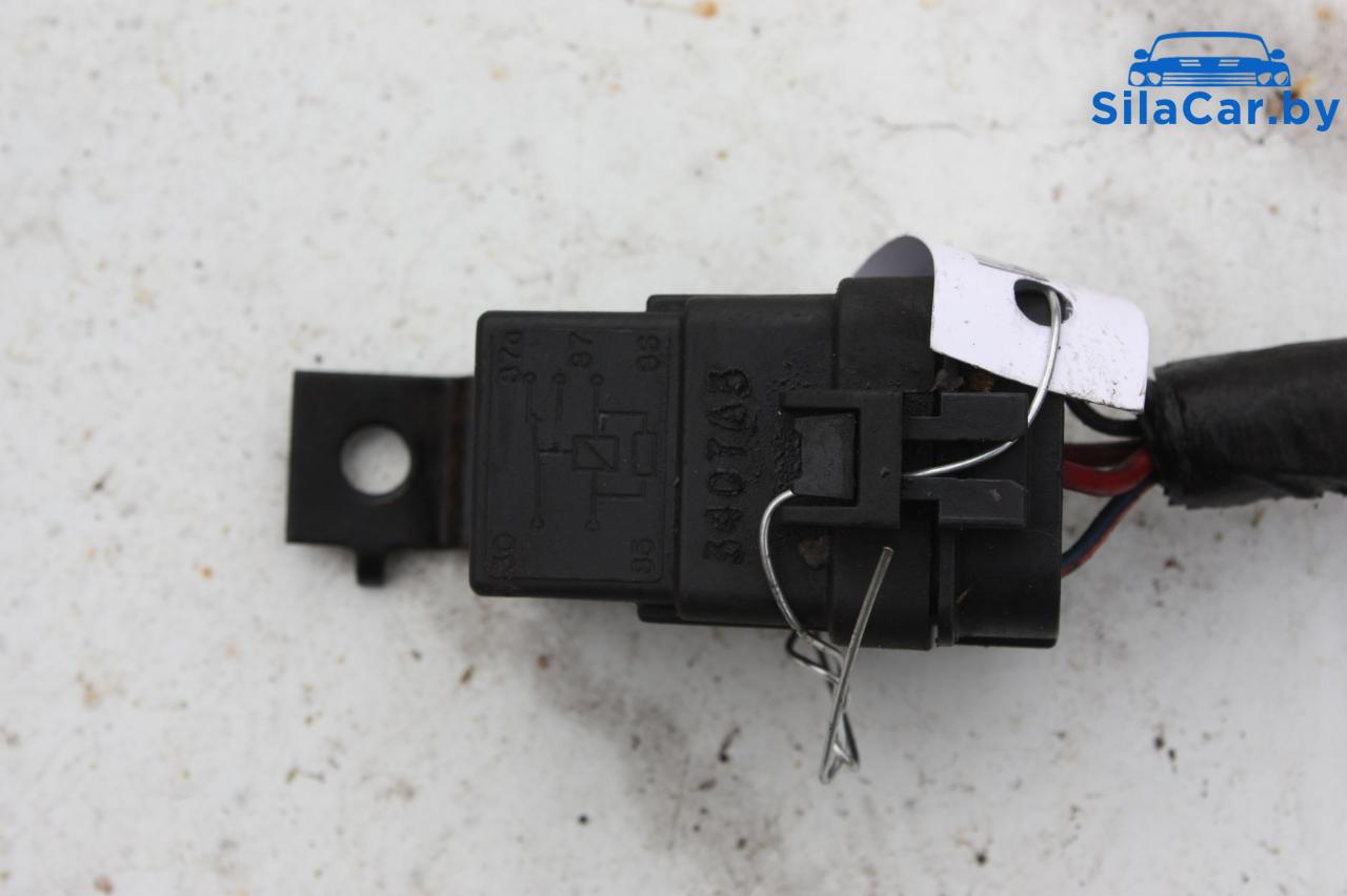 реле (прочие) Chrysler Voyager 5 поколение 2009 - фото №1