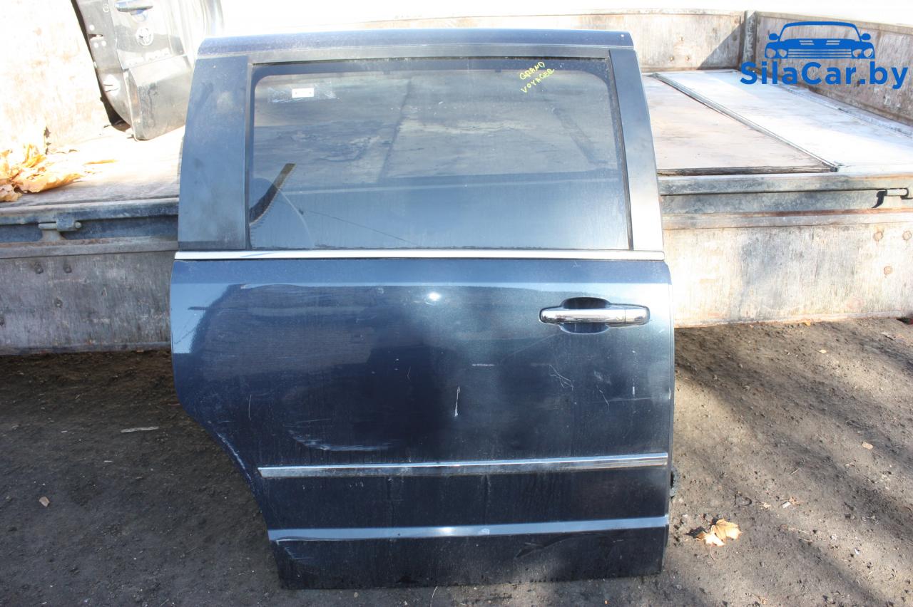 дверь сдвижная Chrysler Voyager 5 поколение 2008, 2.8 л., ENR, дизель, минивэн - фото №1