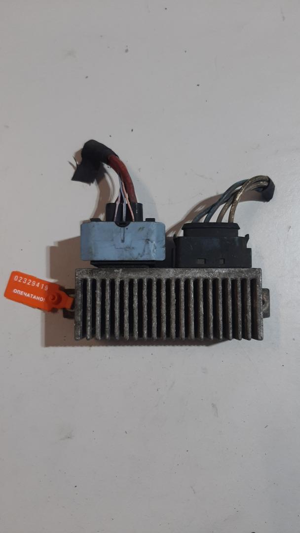 реле накала свечей Renault Megane 3 поколение 2010, 1.5 л., дизель, 8200558438 - фото №1