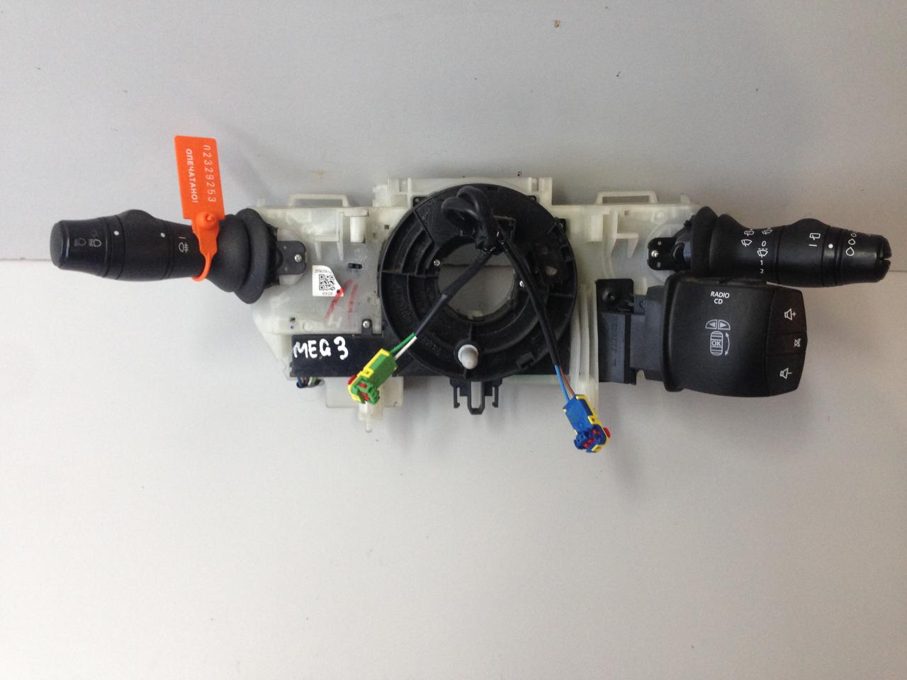 переключатель подрулевой (стрекоза) Renault Megane 3 поколение 2010, 255670016R - фото №1