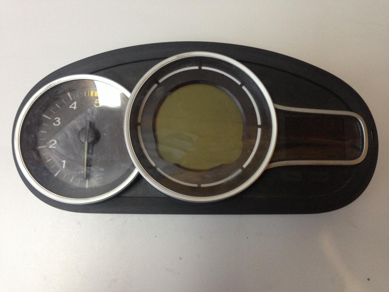 щиток приборов (приборная панель) Renault Megane 3 поколение 2010, 248107859R - фото №1