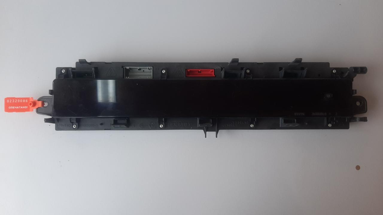 щиток приборов (приборная панель) Renault Scenic 2 поколение 2006, P8200461294H - фото №1