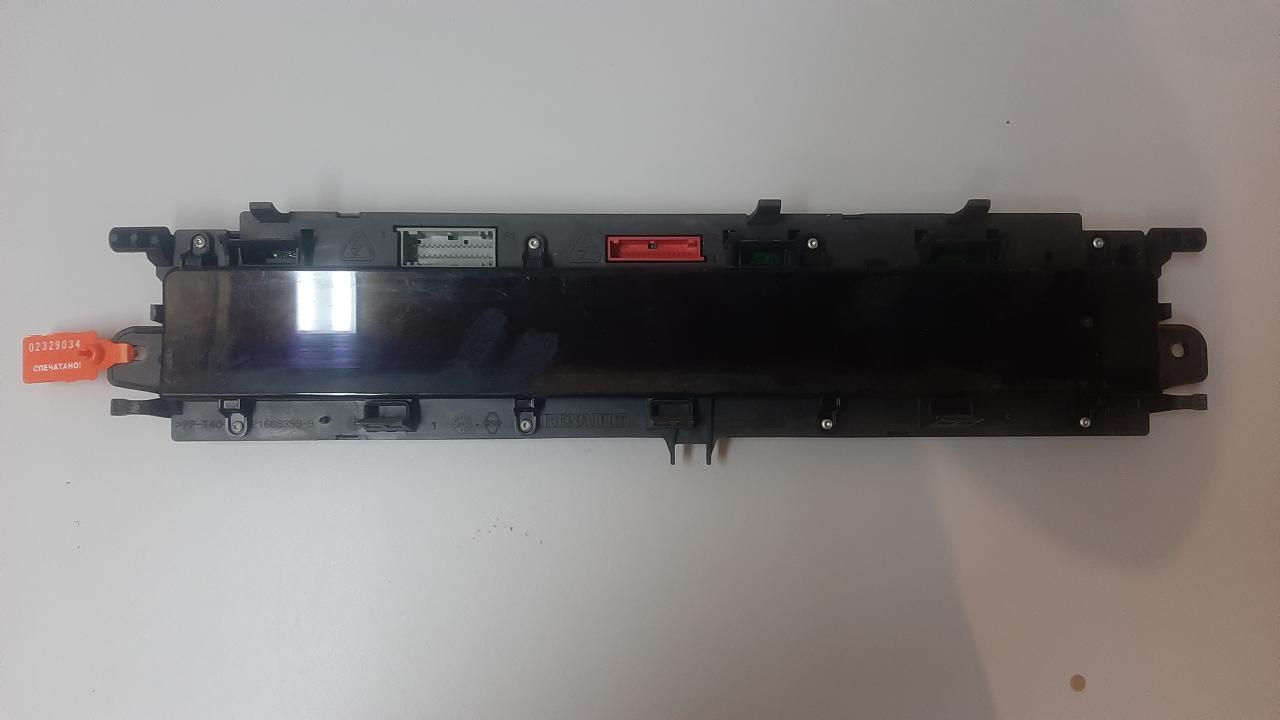 щиток приборов (приборная панель) Renault Scenic 2 поколение (2003 - 2006), P8200461294H - фото №1