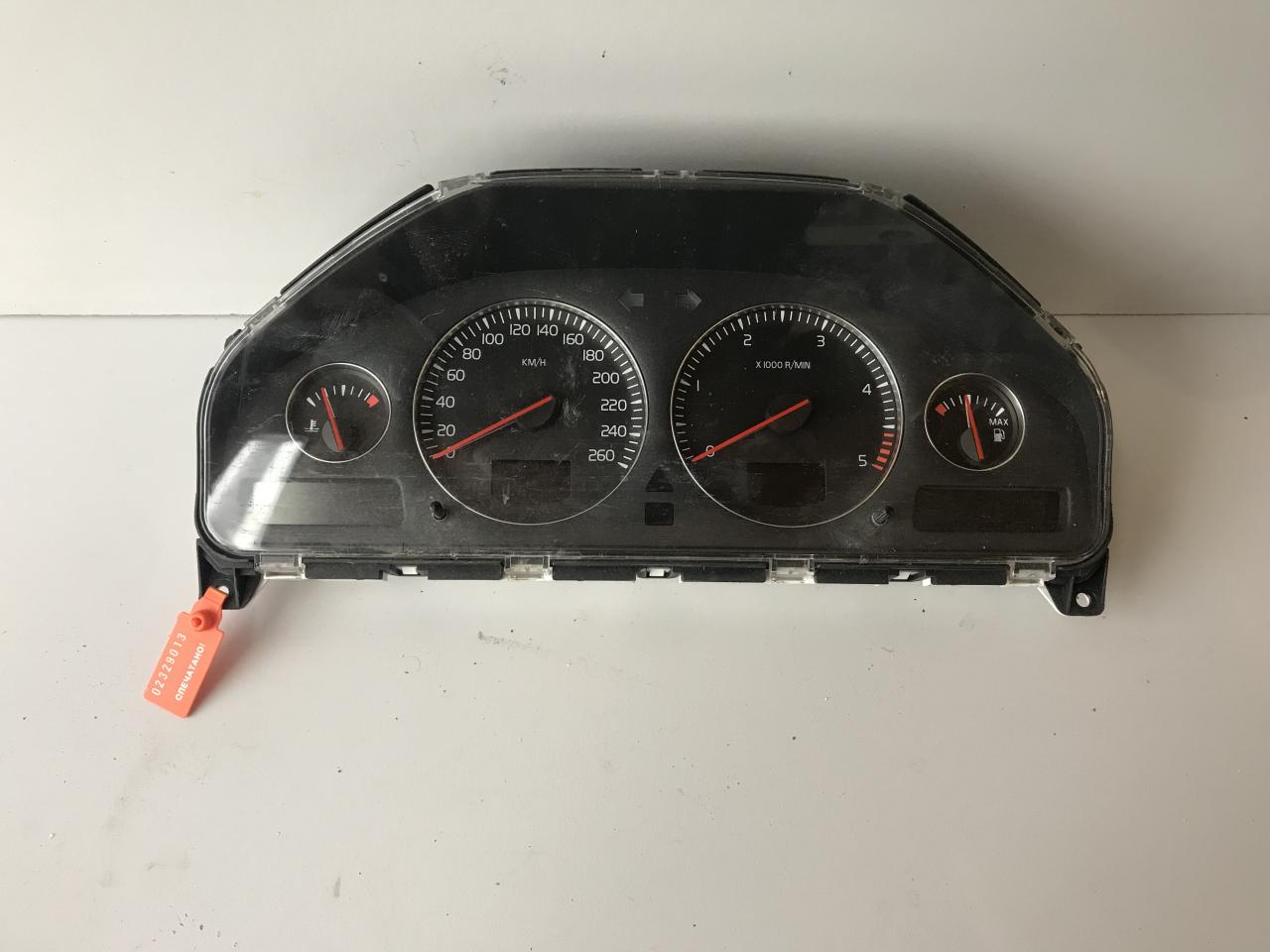 щиток приборов (приборная панель) Volvo XC90 1 поколение (2002 - 2006), 30682276, 8691648 - фото №1