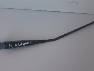 щеткодержатель (поводок стеклоочистителя, дворник) Renault Kangoo 1 поколение 2000, 8200158096