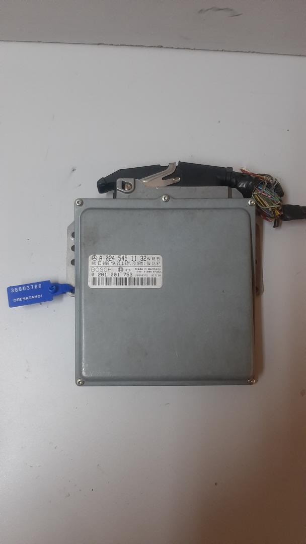 блок управления двигателем Mercedes-Benz E-Класс W210/S210 1997, A0245451132, 0281001753 - фото №1