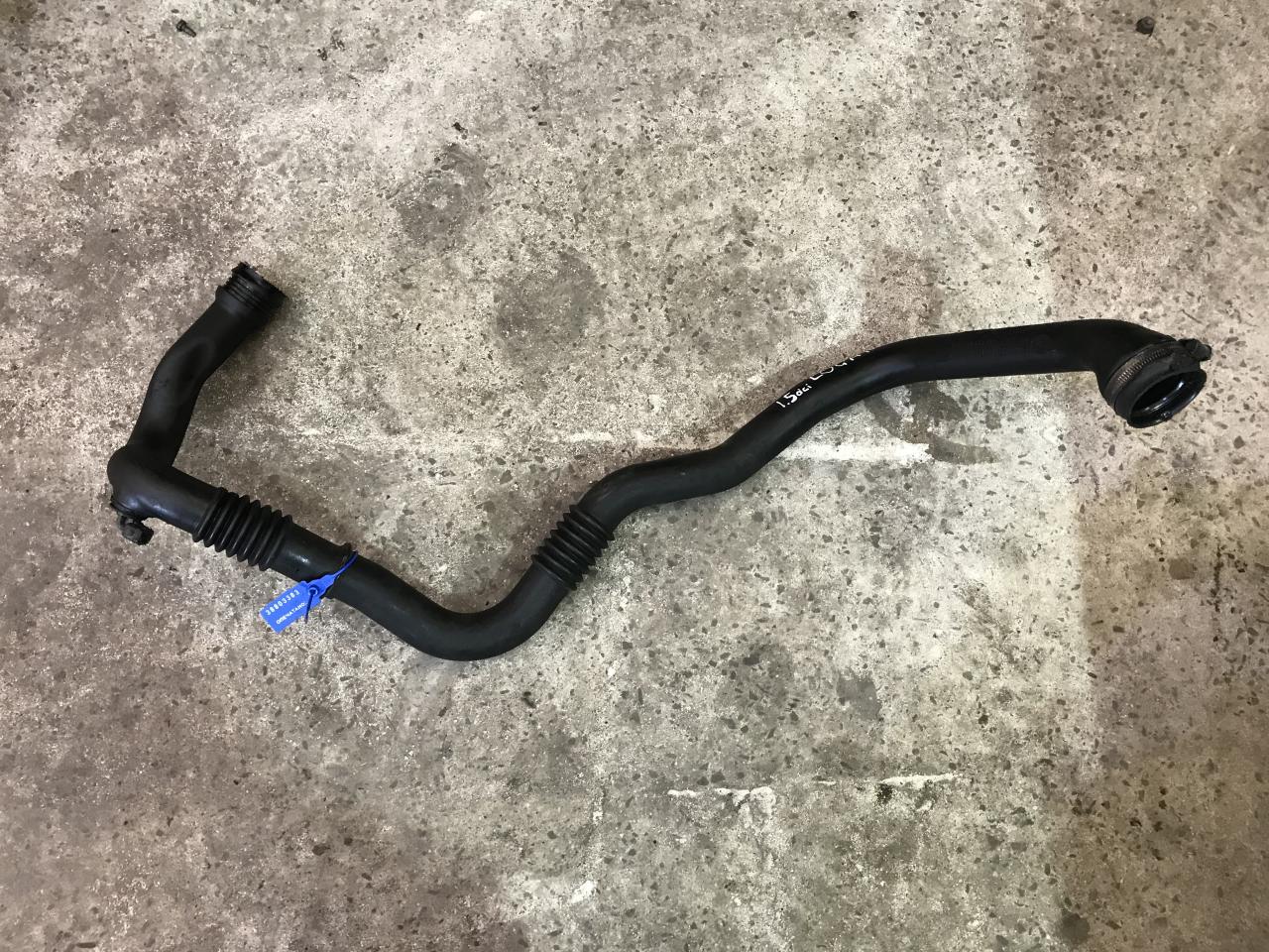 патрубок интеркулера Renault Logan 1 поколение (2004 - 2009), 8200469423, 8200590361 - фото №1