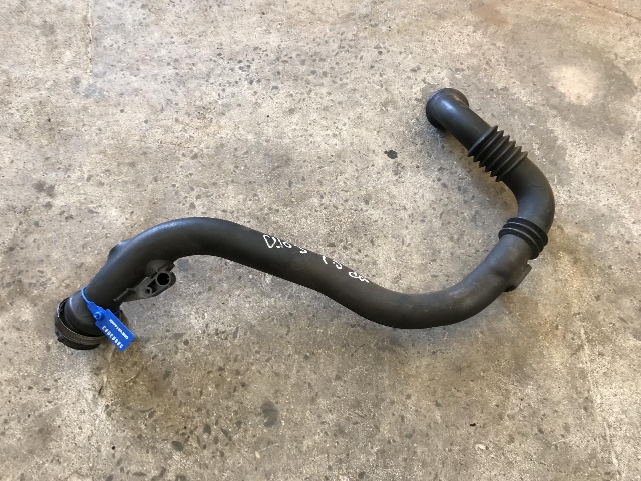 патрубок интеркулера Renault Clio 3 поколение (2005 - 2009), 8200527669, 8200468372 - фото №1