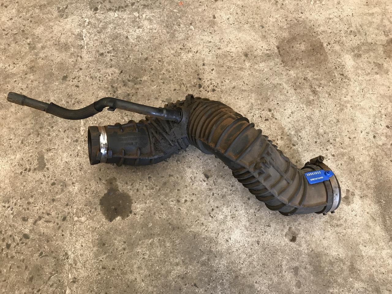 патрубок турбины Renault Espace 4 поколение (2002 - 2006), 2.0 л., дизель, 8200586979 - фото №1