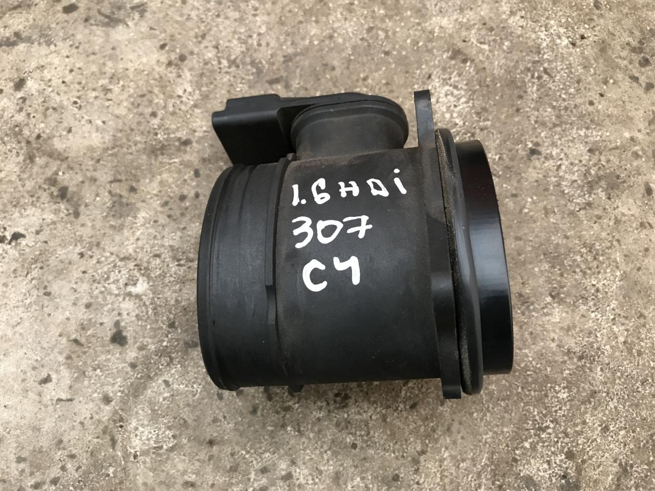 расходомер воздуха Citroen C4 1 поколение (2004 - 2008), 1.6 л., дизель, 9650010780 - фото №1