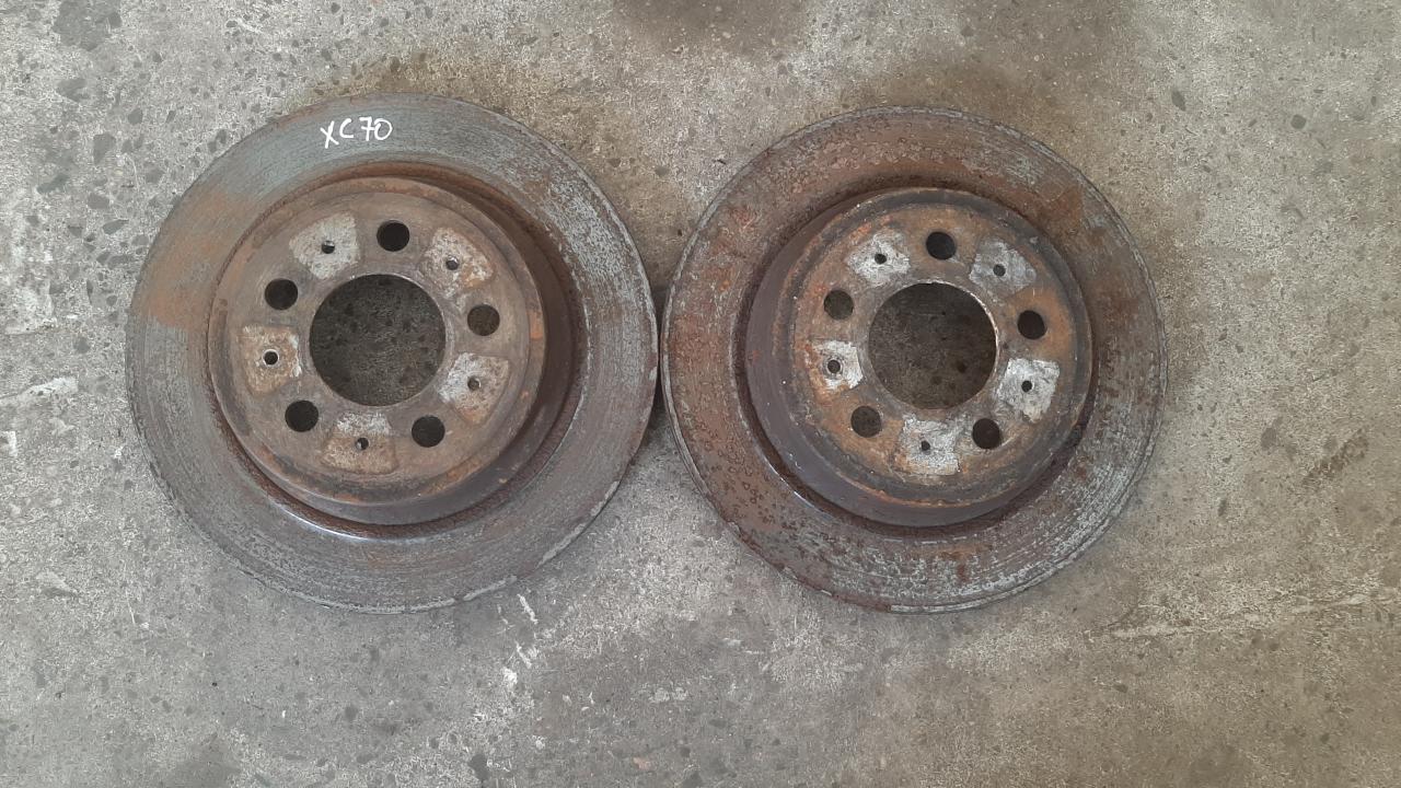 диски тормозные (комплект) Volvo XC70 2 поколение 2003, 2.5 л., бензин - фото №1