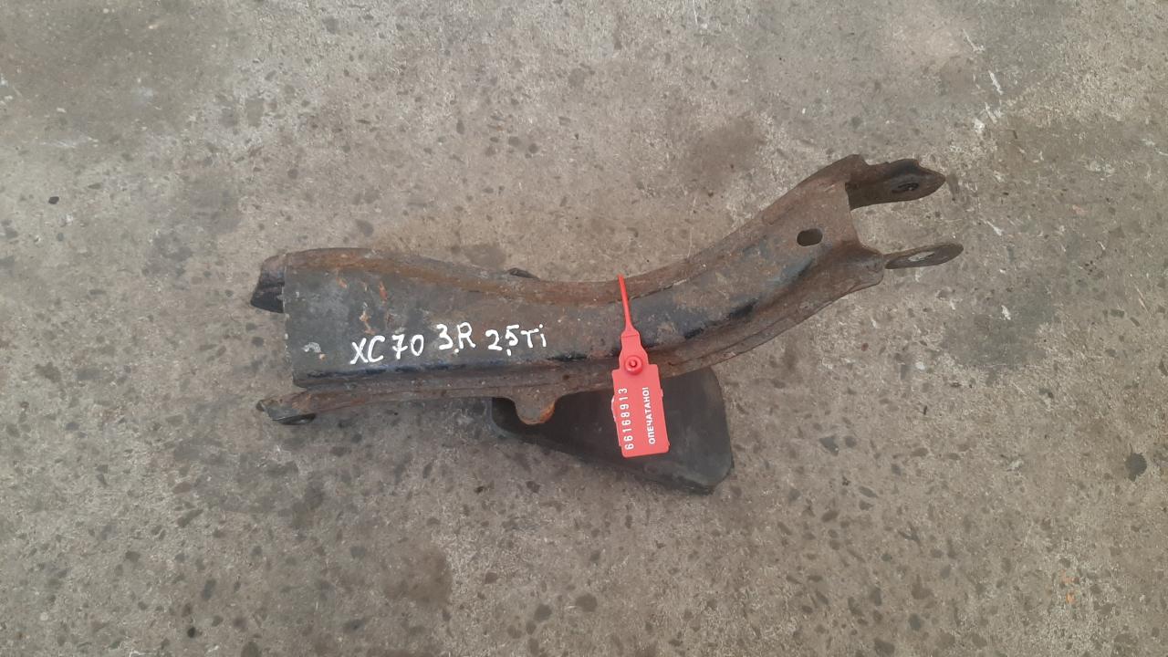 рычаг задний правый Volvo XC70 2 поколение 2003, 2.5 л., бензин, 30647010 - фото №1