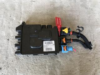 Блок управления BCM (Body Control Module) Renault Megane 3 поколение (2008 - 2014), 243800011R