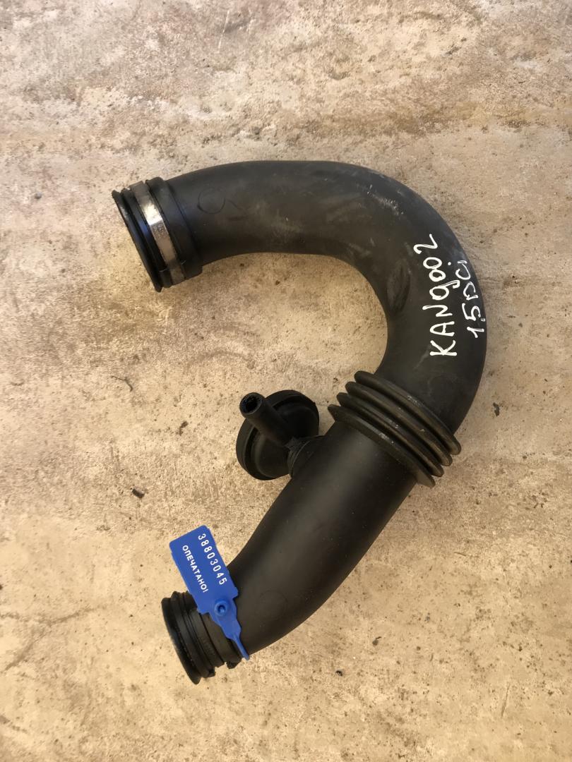 патрубок интеркулера Renault Kangoo 2 поколение (2007 - 2013), 1.5 л., дизель, 8200143788 - фото №1