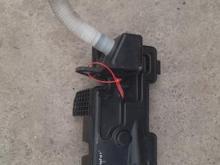 бачок омывателя Volkswagen Tiguan 1 поколение [рестайлинг] 2014, 5N0955453