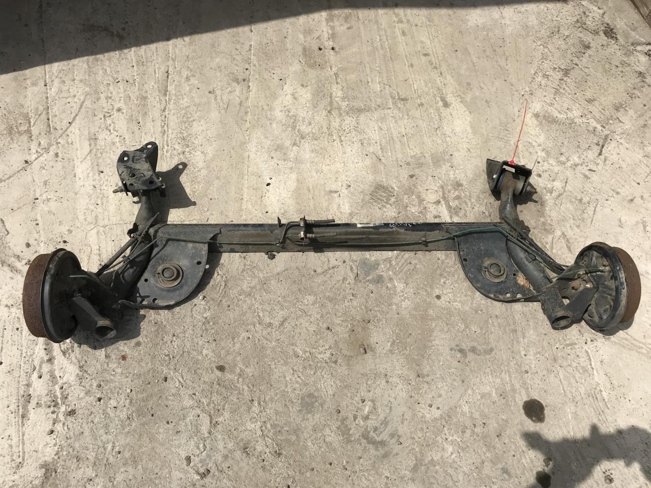 балка подвески задняя Renault Sandero 1 поколение (2009 - 2014) - фото №1