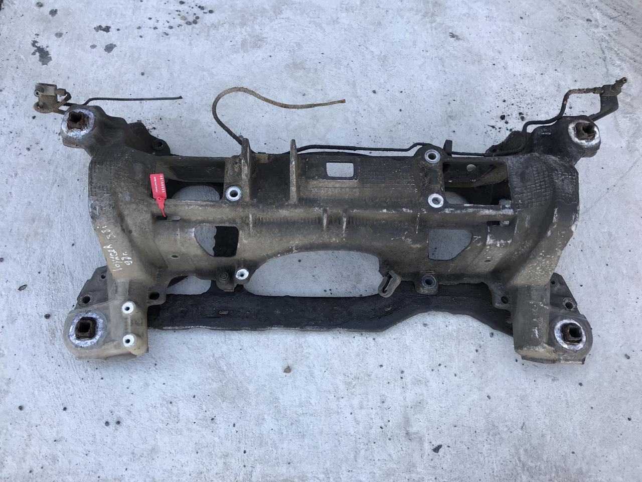 балка подвески передняя (подрамник) Chrysler Voyager 3 поколение (1995 - 2001), 3.8 л., бензин - фото №1