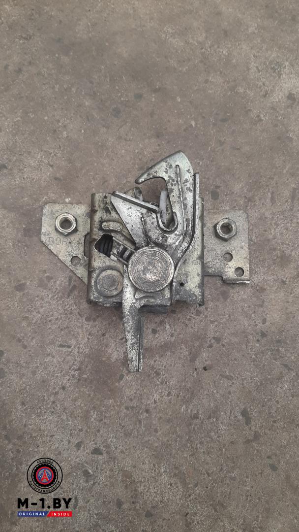 замок капота Ford Fusion 1 поколение 2002 - фото №1