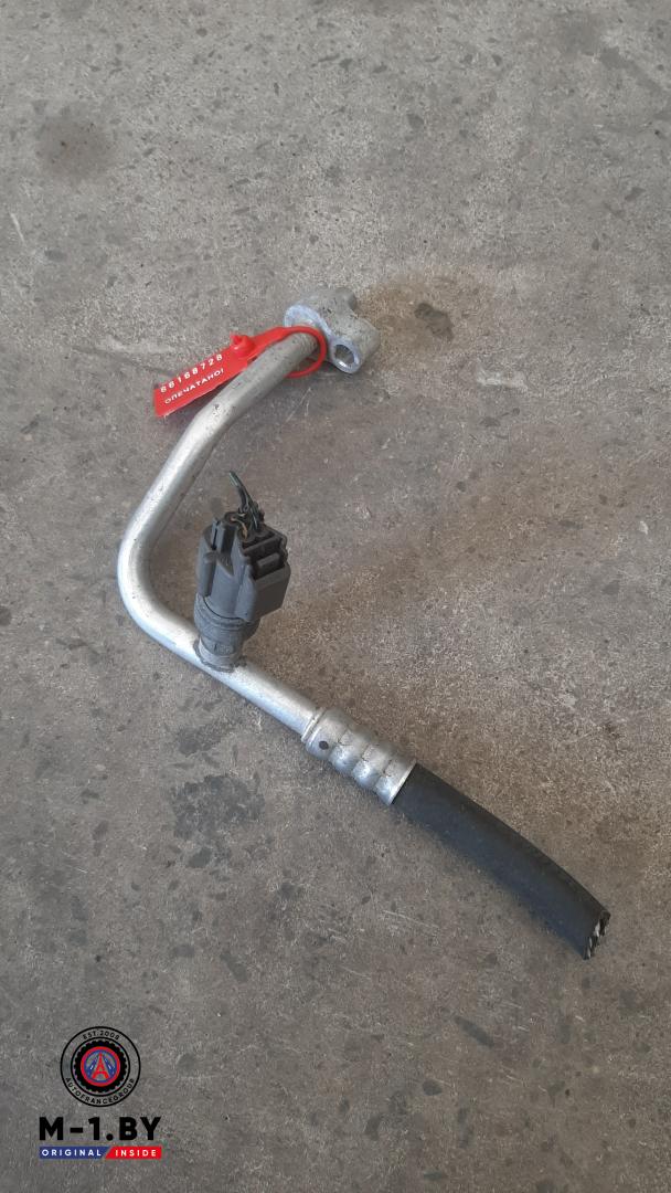 трубка кондиционера Ford Fusion 1 поколение 2002, XS4H19D594AA - фото №1