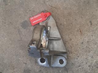 кронштейн полуоси Renault Scenic 2 поколение 2004, 1.5 л., дизель, 8200684534