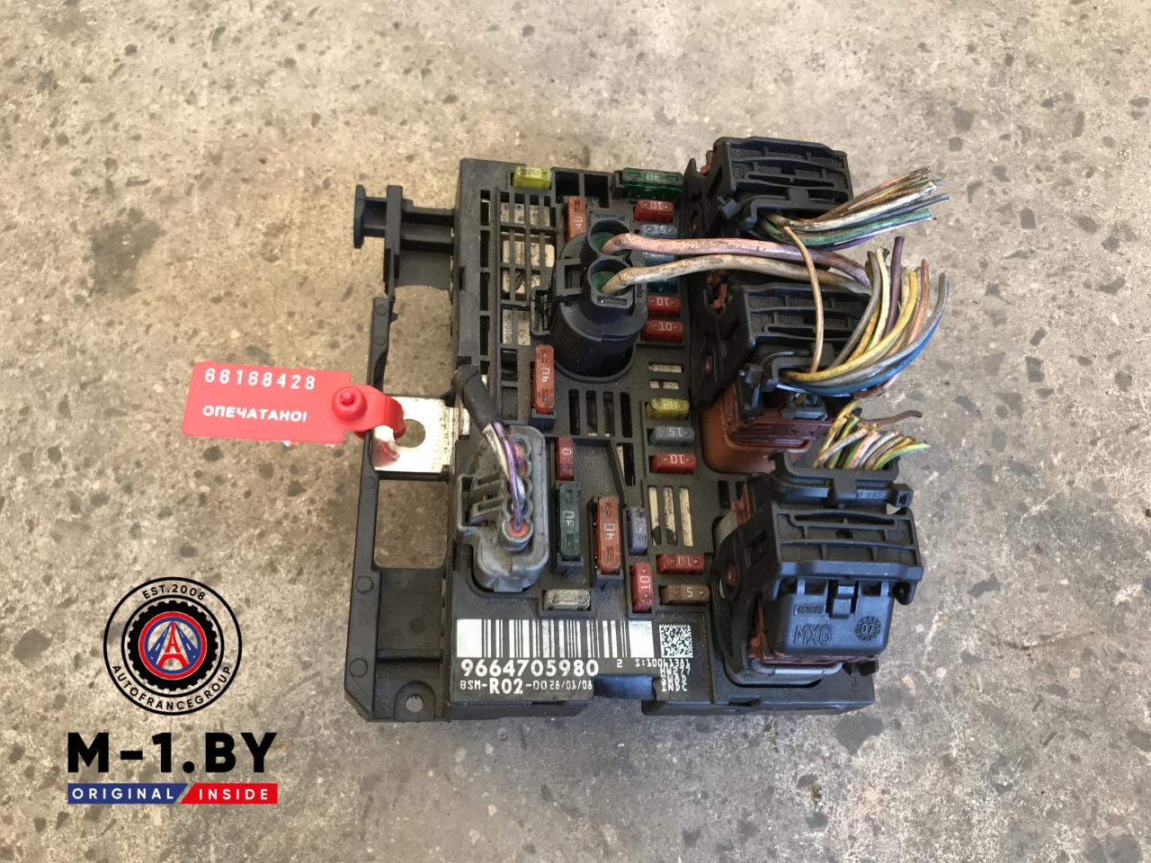 блок предохранителей Citroen C5 2 поколение (2008 - 2017), BSMR02, 9664705980 - фото №1