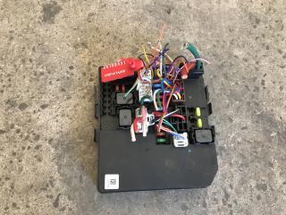 блок комфорта Nissan NV200 1 поколение (2009 - 2025), D807, 2111019774