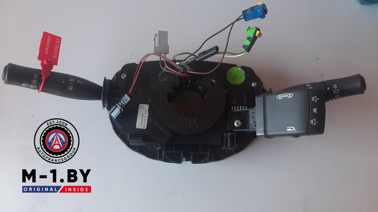 переключатель подрулевой (стрекоза) Renault Megane 2 поколение 2005, 8200213761 - фото №1