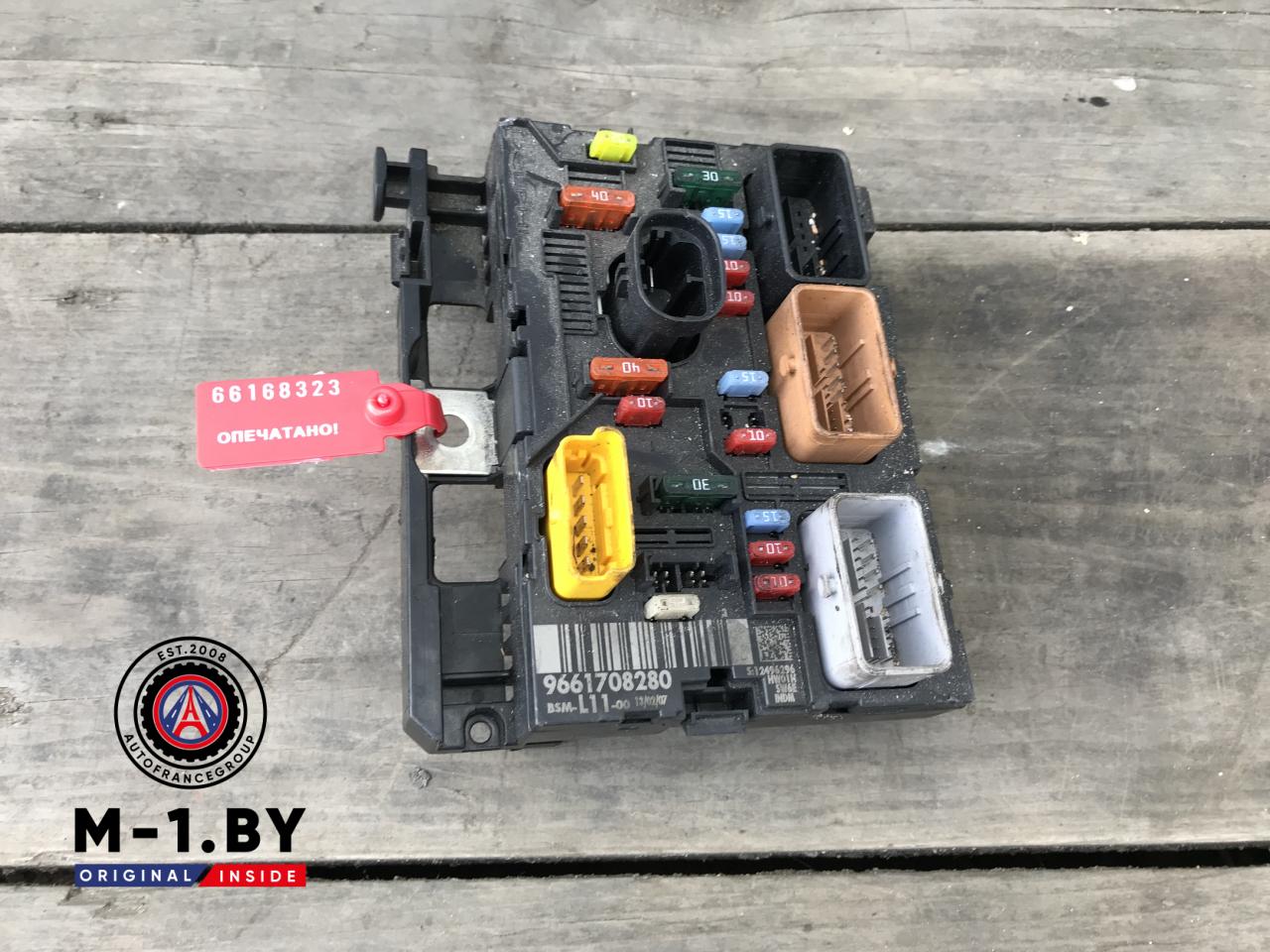 блок предохранителей Peugeot 407 1 поколение (2004 - 2010), 9661708280, BSML11 - фото №1